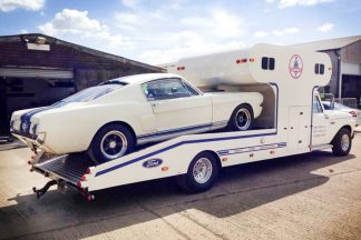 Se vende este Ford F-350 Transporter de 1966 para llevar tu Mustang clásico Venta Ford F-350 Transporter 1966