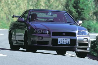 Por esta razón en algunos países se conduce por la izquierda