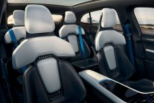 Porsche Mission E Cross Turismo 1