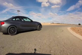 Drift con un BMW M2 en el circuito de Arenas de San Juan