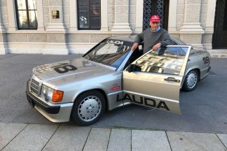 En venta el Mercedes 190E que Niki Lauda pilotó en Nürburgring