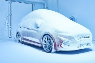 Vídeo: así simula las condiciones meteorológicas Ford en sus coches