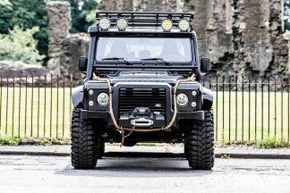 Land Rover Defender SVX “Spectre”: a subasta uno de los 10 ejemplares fabricados