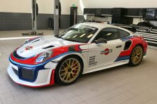 Porsche 911 GT2 RS Moby Dick