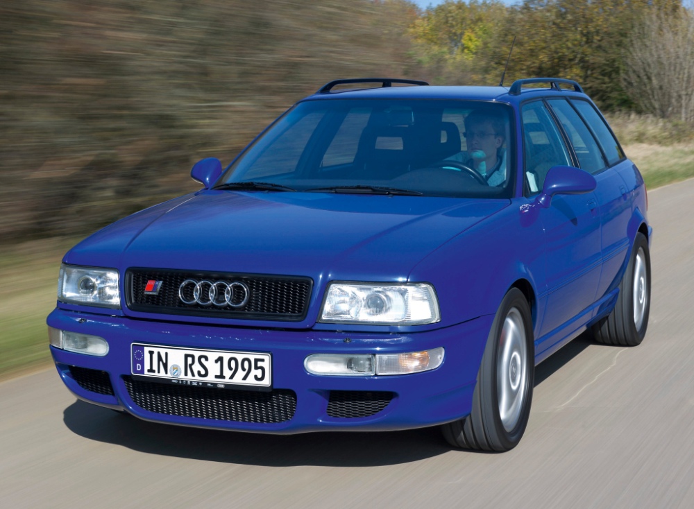 5 coches creados ayuda Porsche