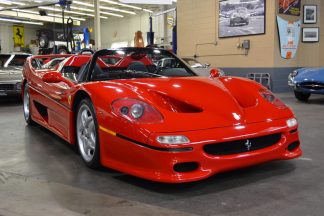 Sale a la venta el primer Ferrari F50 fabricado