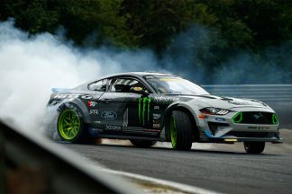 Vaughn Gittin Jr se hace todo Nürburgring derrapando vaughn-gittin-jr-nurburgring-derrapando