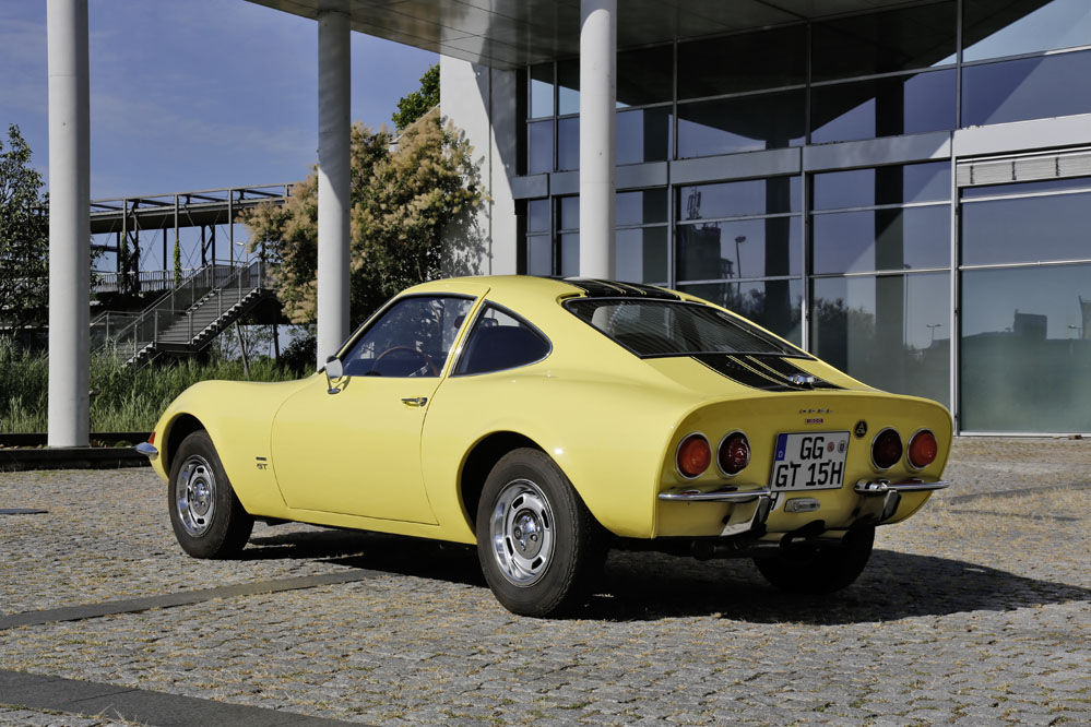 prueba del Opel GT 1900 de 1968
