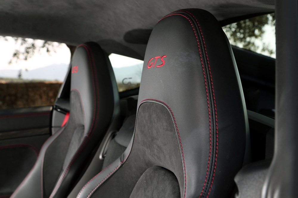 Asientos Prueba Porsche 718 Cayman GTS PDK