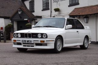 A subasta este BMW M3 E30 de 1990 Subasta BMW M3 E30 1990