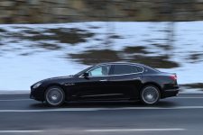 Maserati Quattroporte lateral