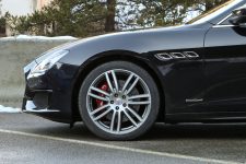 Maserati Quattroporte llanta