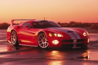 El Ford GT 2005 fue el resultado del proyecto del Viper con motor central Dodge Viper con motor central