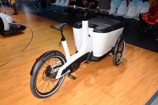 Es la bicicleta eléctrica con 100 km de autonomía para repartos.