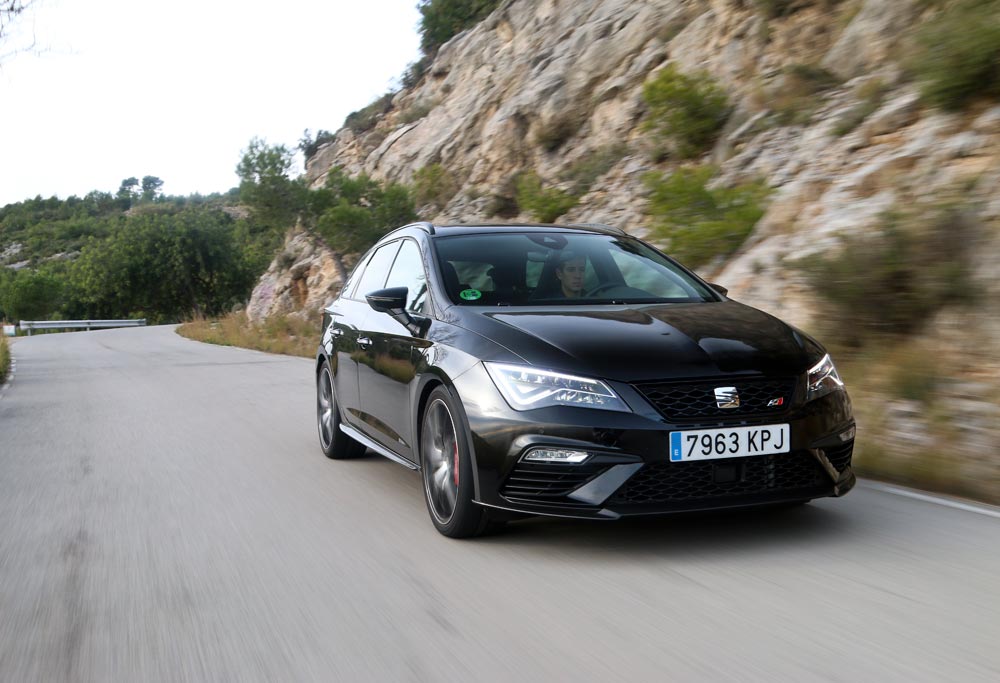 Seat Leon Cupra Black Edition Why This Rare Hot Hatch Is Spiking In Demand - yr3d82u