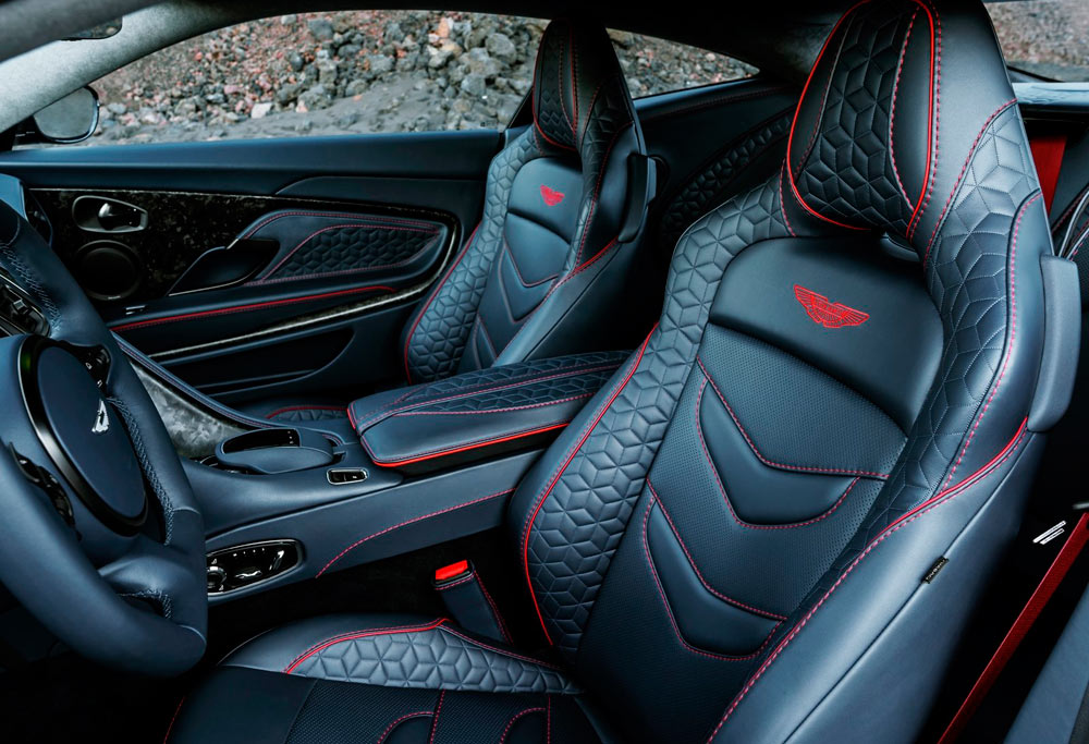 Tapicería de coche más impresionante: Aston Martin DBS Superleggera