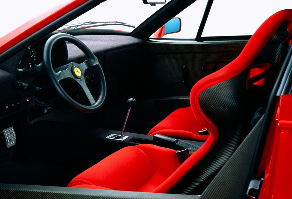 Tapicería de coche más impresionante: Ferrari F40