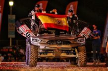 Óscar Fuertes y Diego Vallejo finalizan su segundo Dakar con un trabajado podio Óscar Fuertes y Diego Vallejo Dakar 2019