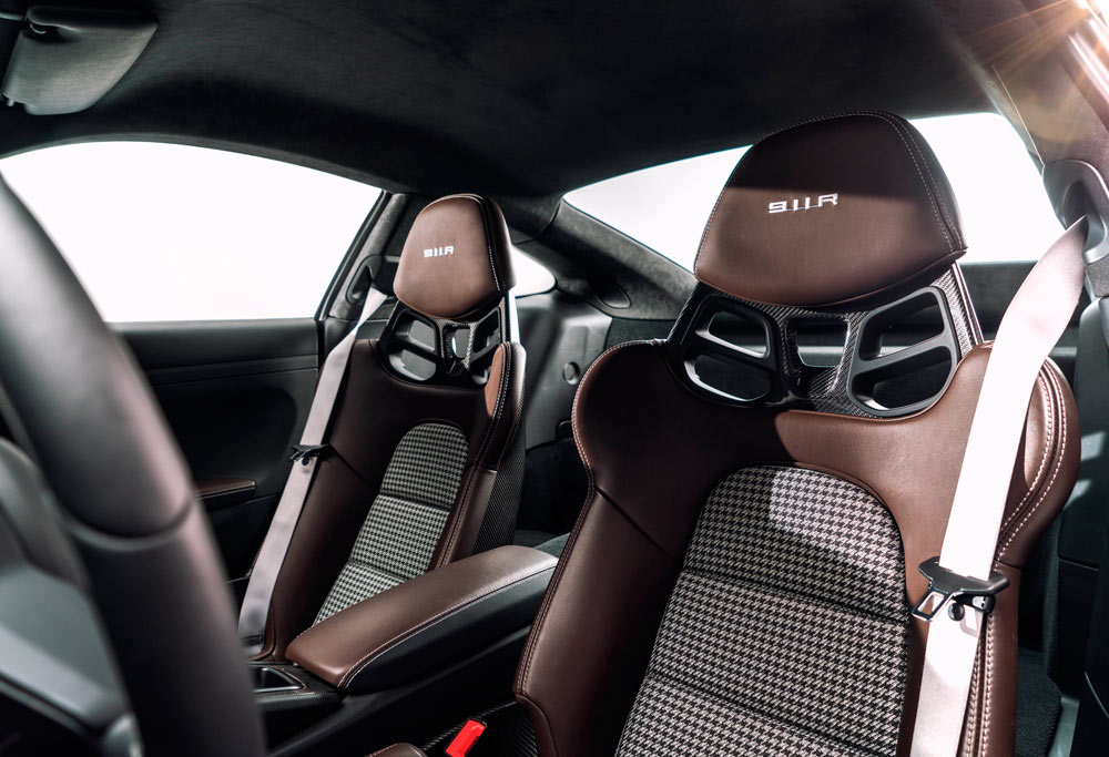 Tapicería de coche más impresionante: Porsche 911 R