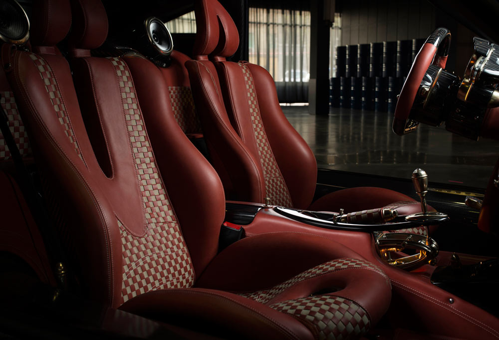 Tapicería de coche más impresionante: Pagani Huayra Lampo