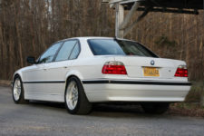 BMW 740i