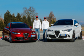 Vídeo: Kimi Räikkönen prueba el Alfa Romeo Giulia Quadrifoglio Kimi Raikkonen prueba Alfa Romeo Giulia Quadrifoglio