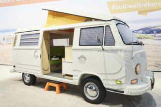 Crean una VW T2 Bulli de LEGO a tamaño real con 400.000 bloques VW T2 Bulli de LEGO