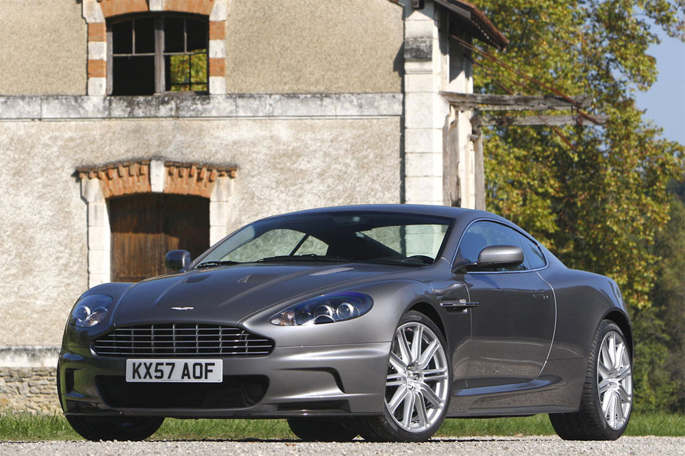 Los coches de Rafa Nadal Aston Martin DBS