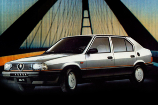 Quadrifoglio d’Oro: así era el emblema de los Alfa más lujosos Alfa Romeo 33 Quadrifoglio oro