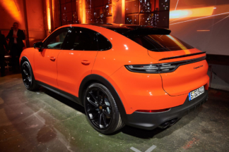 Porsche Cayenne Coupé: ahora con techo descendente Porsche Cayenne Coupé