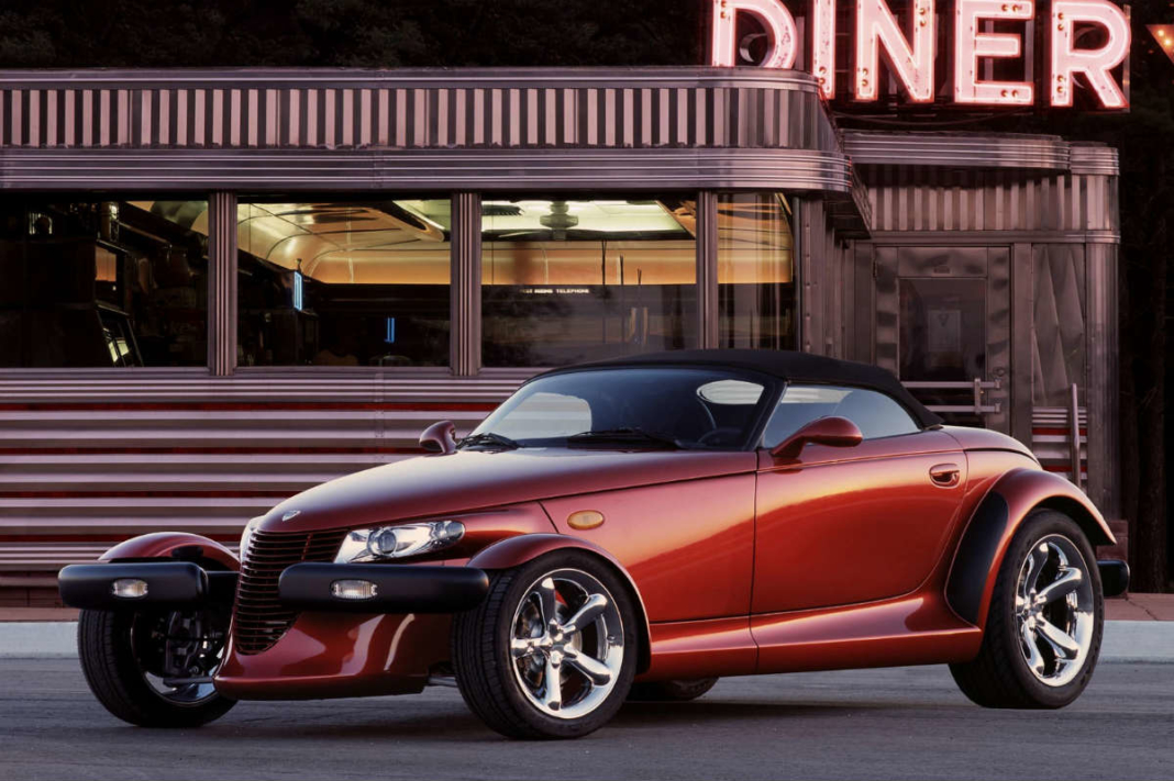 Coches creados por valientes idas de olla de sus fabricantes