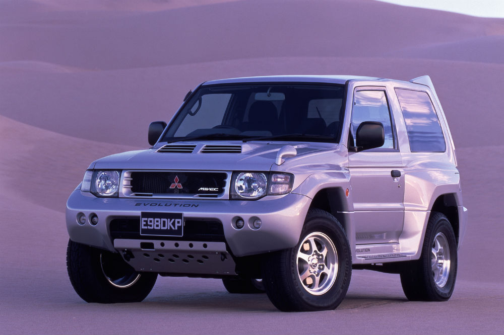 Coches creados por valientes idas de olla de sus fabricantes