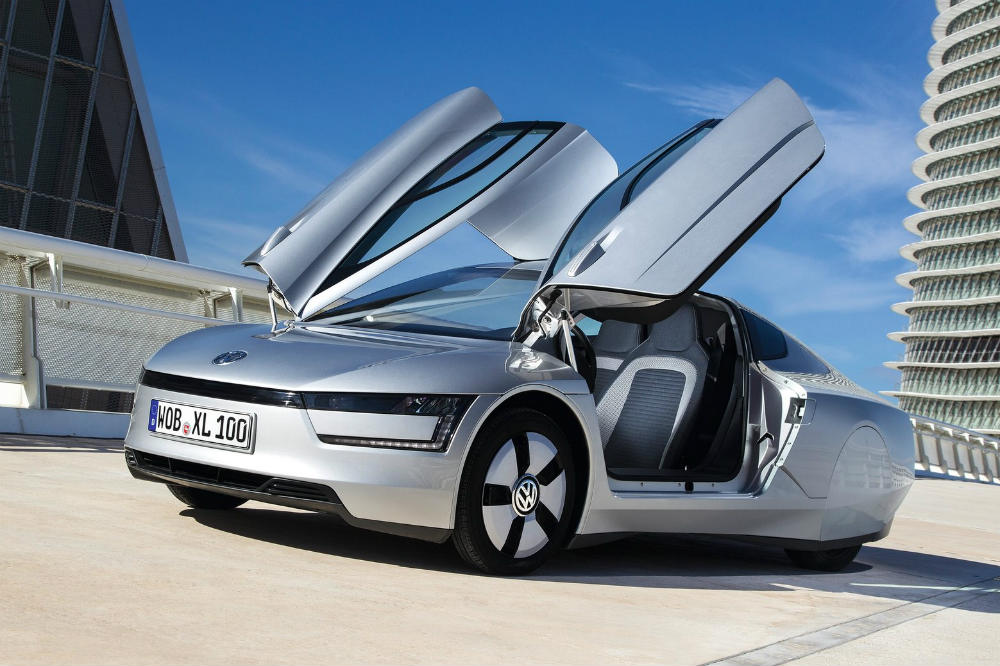 Coches creados por valientes idas de olla de sus fabricantes