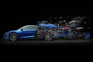 Un Audi R8 desintegrándose celebra el 10º aniversario del motor V10 audi-r8-desintegrandose