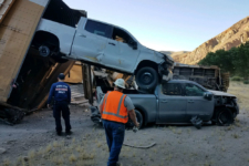 Descarrila un tren cargado de Jeep Gladiator