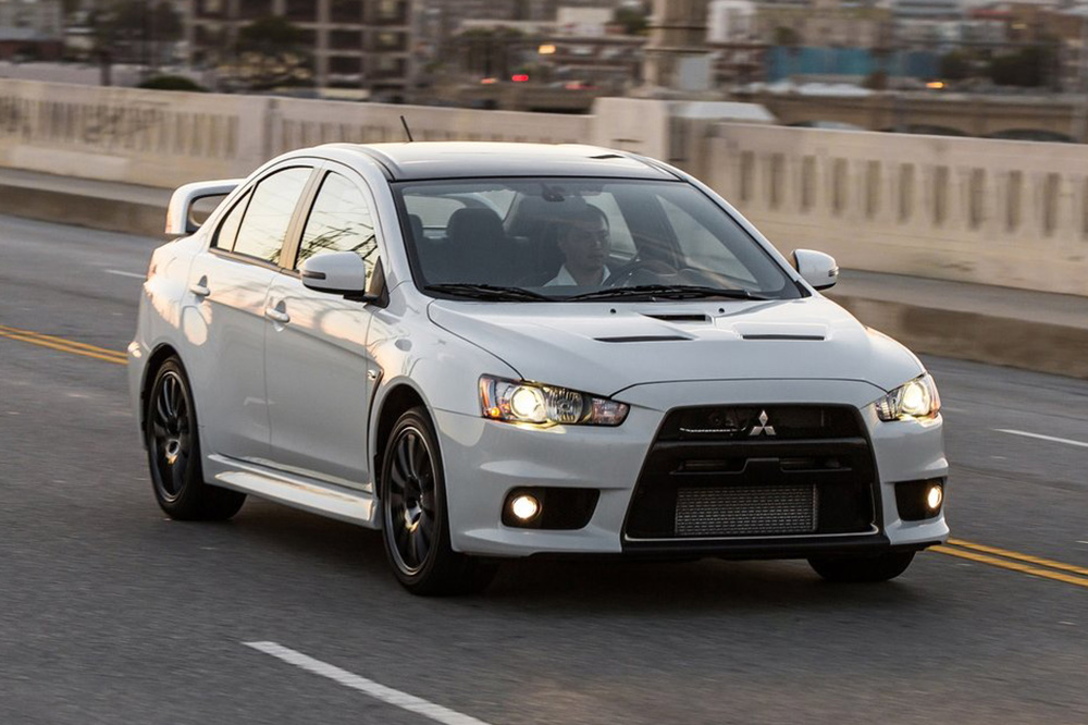 Versiones divertidas de coches aburridos lancer