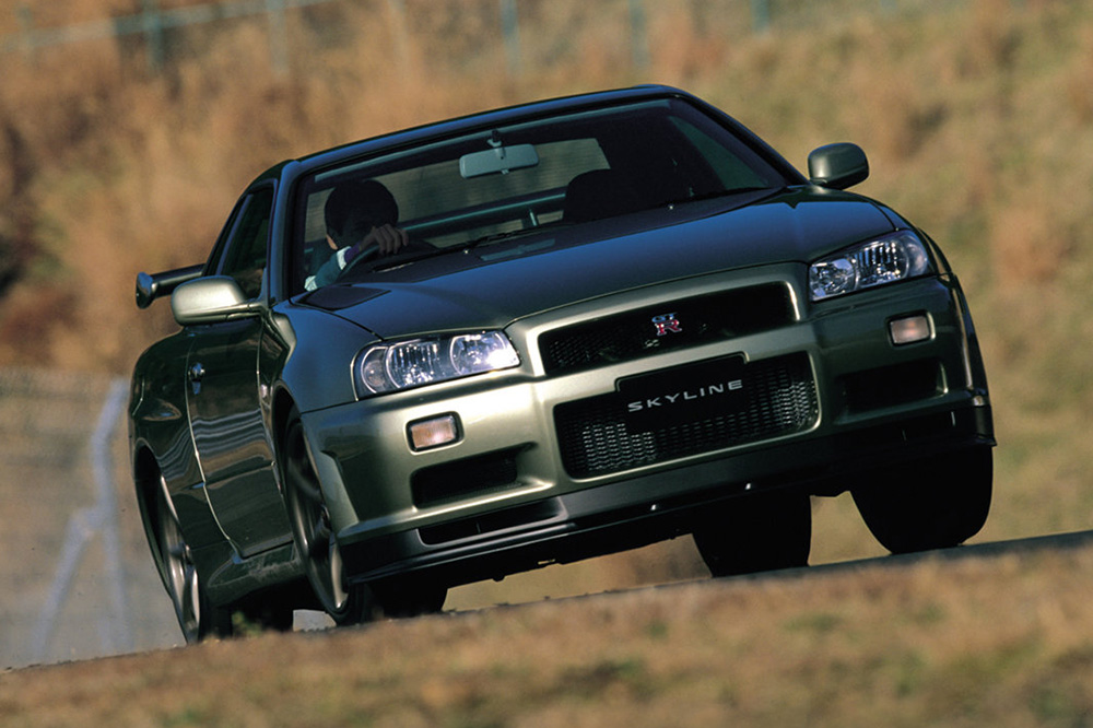 Versiones divertidas de coches aburridos skyline