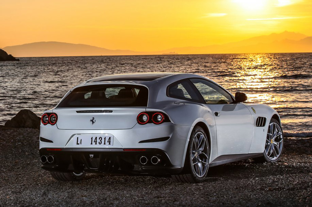 coches y motos de los pilotos de F1 gtc4lusso