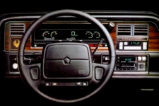 Chrysler Imperial 1990