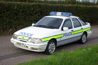 A subasta un Ford Sierra XR4x4 de 1992 de la Policía británica Ford Sierra XR4x4 de 1992