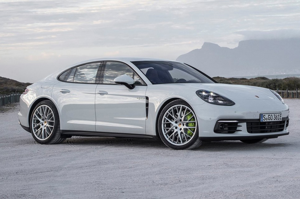 Porsche con electricidad Panamera 4 E-Hybrid