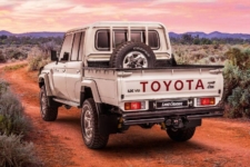 Toyota Land Cruiser Namib