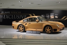 Porsche Exclusive 959 dorado