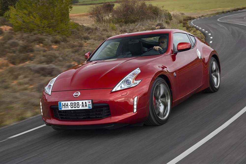 coches por menos de 30000 euros nissan