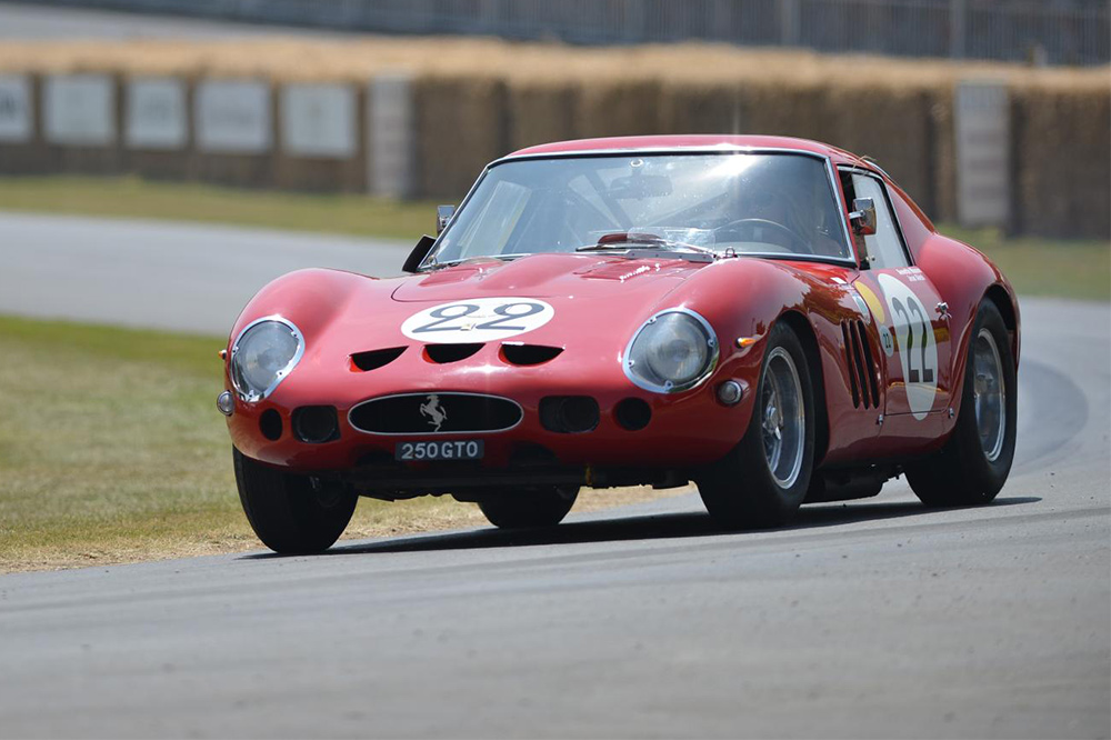 mejores coches deportivos de los '60 ferrari