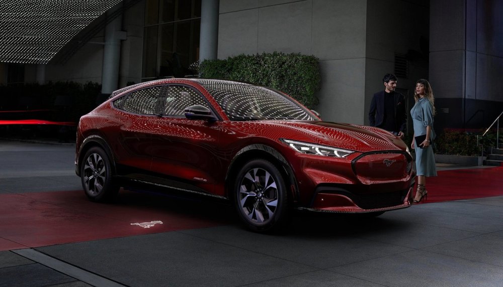 Diferencias Mustang Mach-E rivales