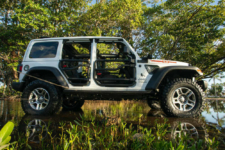 Jeep Wrangler y Gladiator “Three O Five”