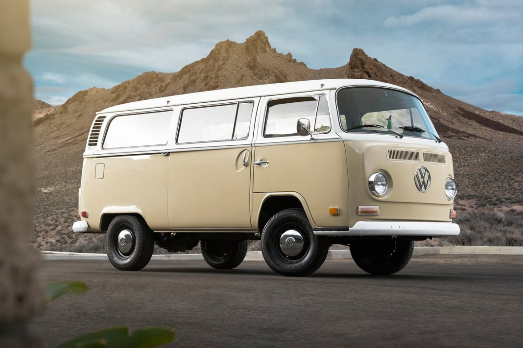 Volkswagen Type 2 e-Bus Concept