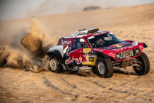El MINI con el que Carlos Sainz y Lucas Cruz correrán el Dakar 2020