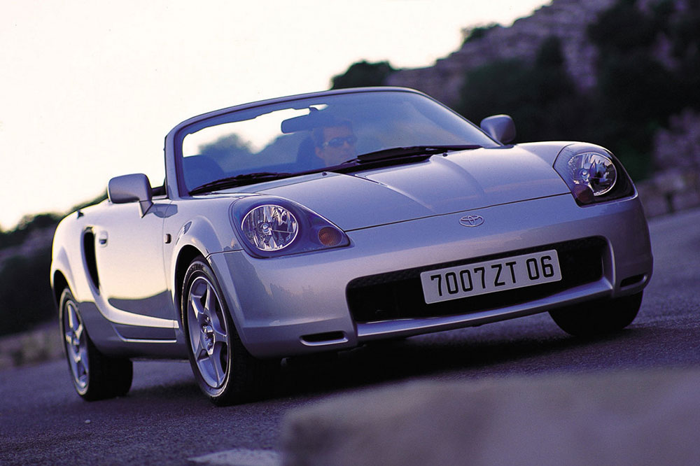 coches deportivos divertidos mr2